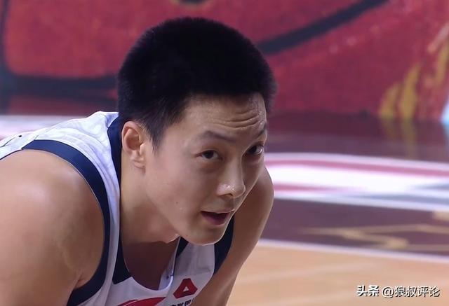 爱游戏官方网站-广东新赛季最大谜团！胡明轩场均8.2分领衔多项数据创近七年新低